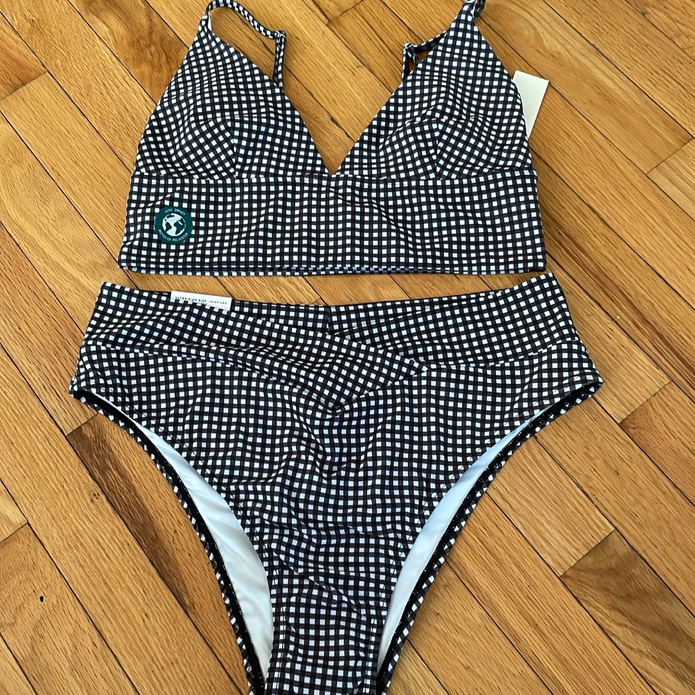 NWT Aeropostale Large Swim 2 Piece black and white checkered